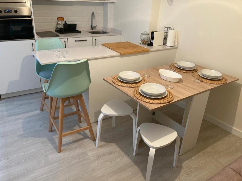 Apartment Gascona 26 - Pleno Centro, Muy Tranquilo, Parking Gratis En Mismo Edificio, Ascensor, Wifi Oviédo